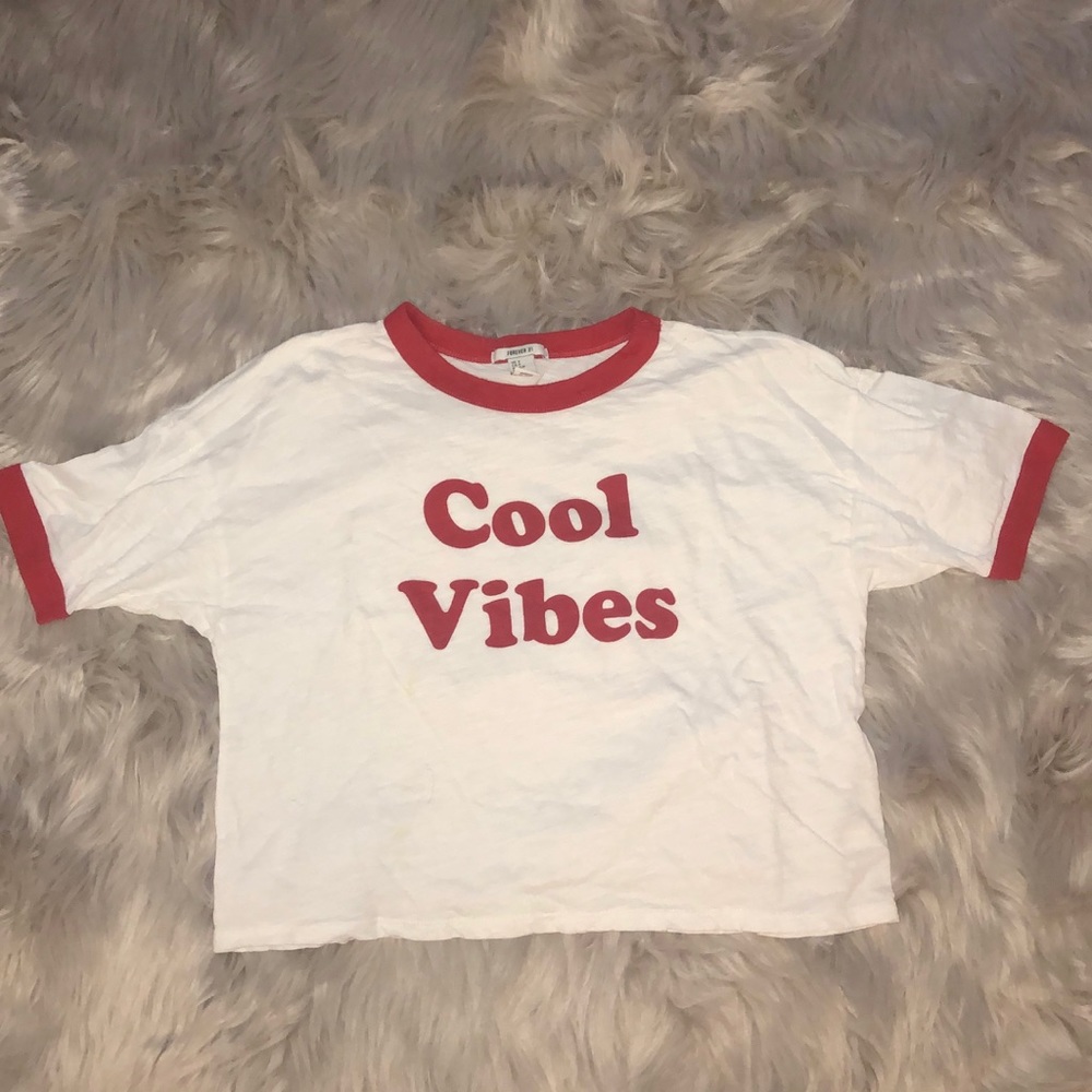 Cool vibes 😎 cropped t shirt